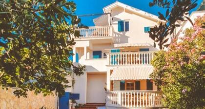 Apartment 2, Apartment mit Terrasse