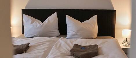 1 bedroom, iron/ironing board, travel cot, free WiFi