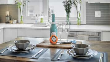 Design Condo | Makan dalam bilik