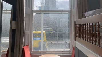 Economy-Zimmer | 1 Schlafzimmer, Bügeleisen/Bügelbrett, kostenloses WLAN, Bettwäsche