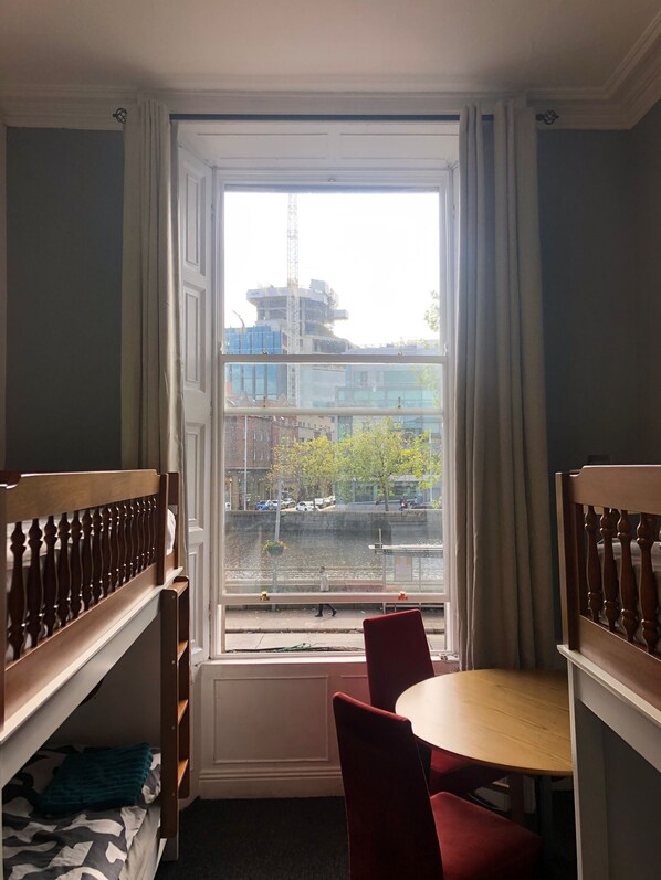 Classic Room | 1 bedroom, iron/ironing board, free WiFi, bed sheets - Eden Quay Guesthouse Private Rooms (Dublin)