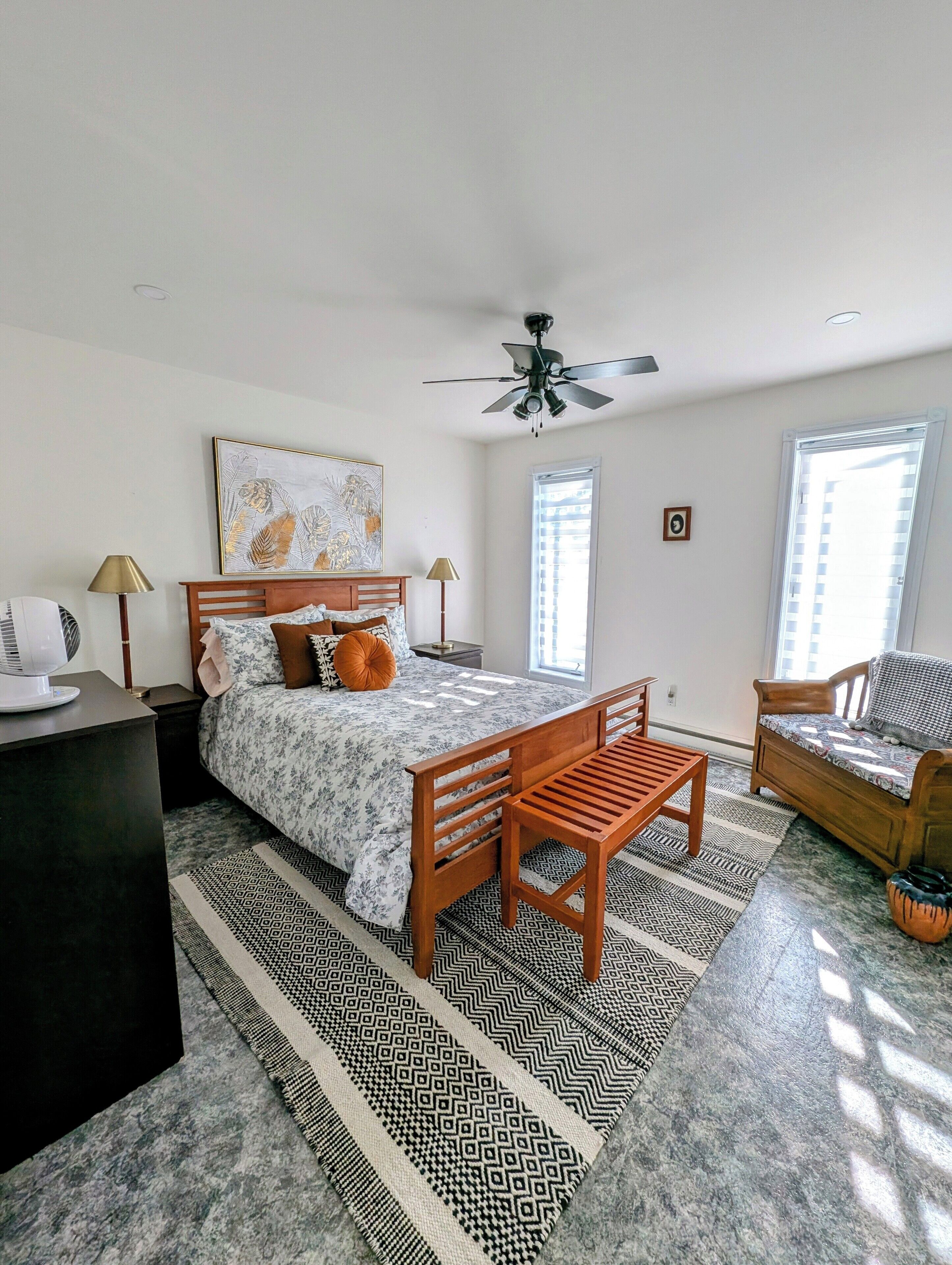 3 chambres, fer et planche à repasser, Wi-Fi gratuit, draps fournis