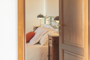 2 dormitorios, tabla de planchar con plancha, wifi y ropa de cama