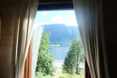 Lake View Holiday Apartments