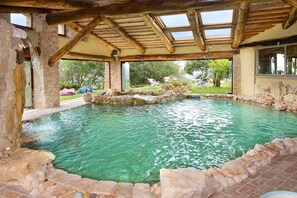 Beheizter Pool