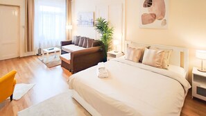 2 habitaciones, tabla de planchar con plancha, wifi y ropa de cama 