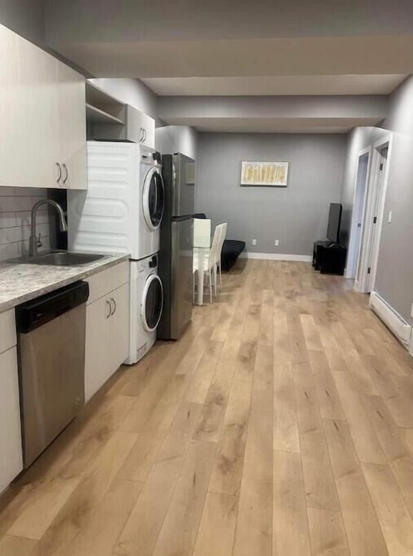 Interior - Basement suite near Windermere Edmonton (Edmonton)