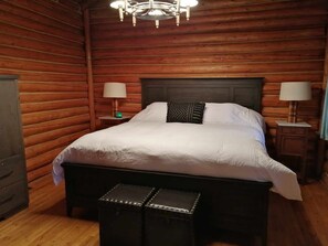 4 bedrooms, free WiFi, bed sheets