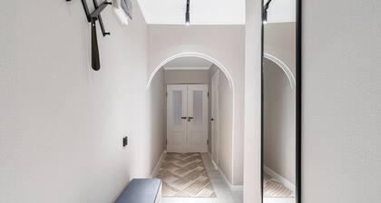 Two Bedroom Apartment In The Heart of Almaty