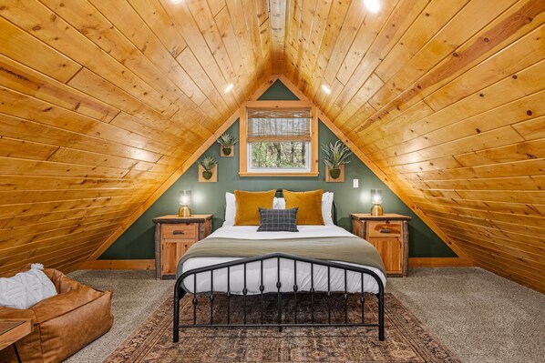 3 Schlafzimmer, Schreibtisch, Bügeleisen/Bügelbrett, Reisekinderbett