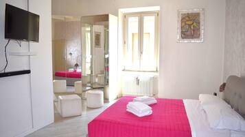 1 camera, Wi-Fi, lenzuola