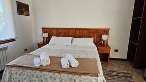 1 habitación, cuna de viaje, wifi y ropa de cama 