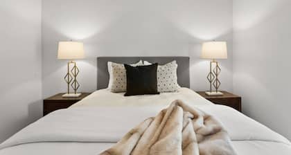 University Serenity Suites 15th