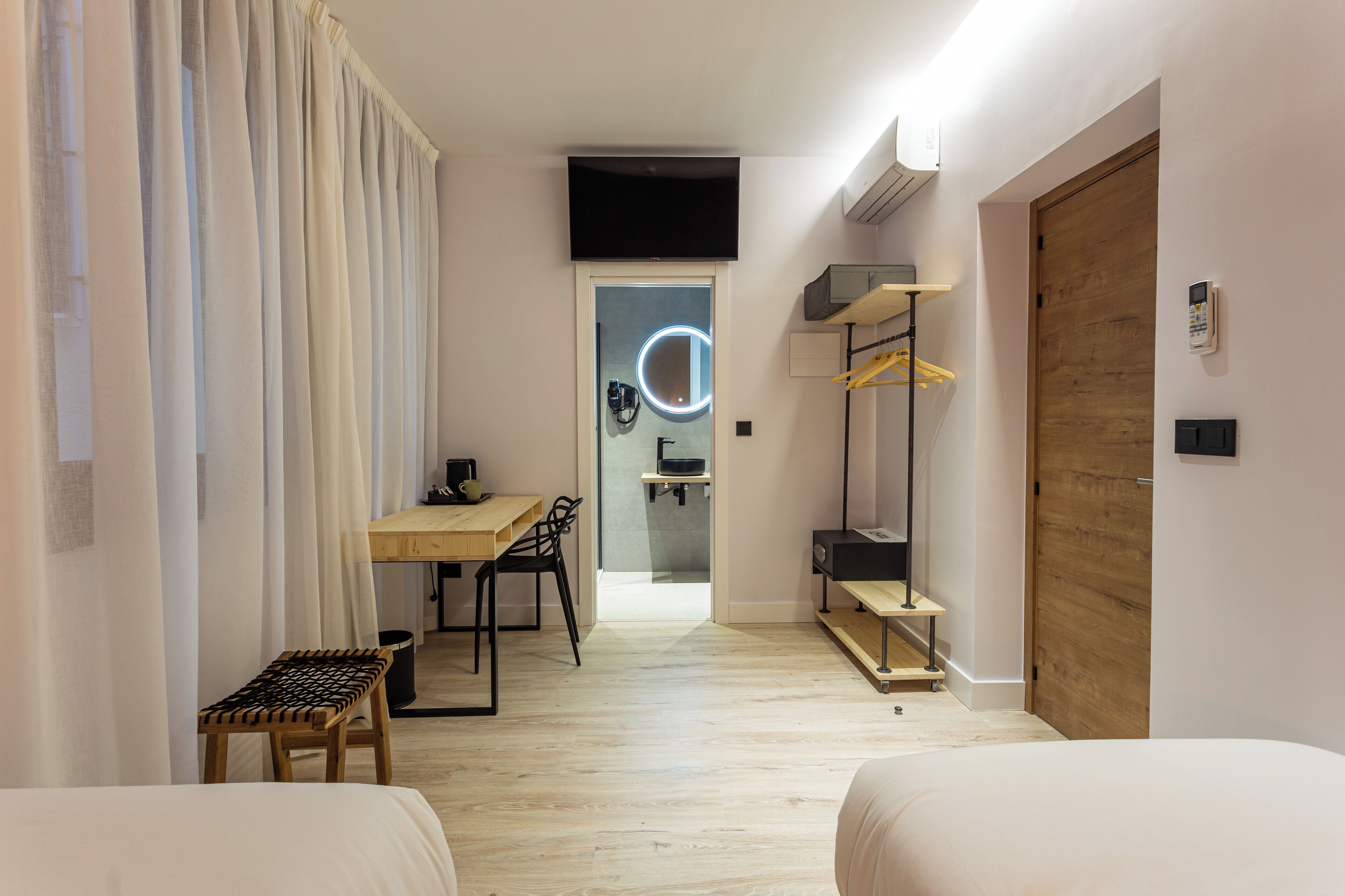 Photo - Casual Fuentes