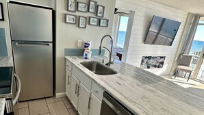 Coffee/tea maker, fridge, microwave, oven - Gone Coastal/ Prime Location (Myrtle Beach)