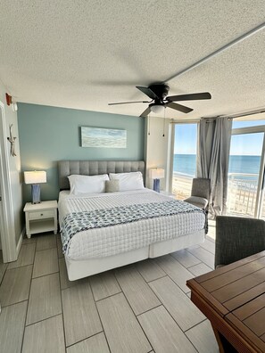 2 bedrooms, desk, iron/ironing board, WiFi