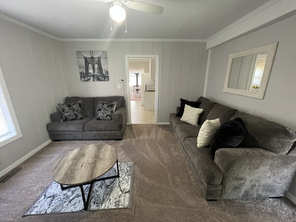 Téléviseur connecté, foyer