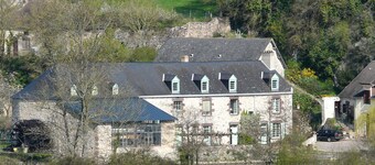 Agréable Maison Dans Belle Cité de Caractère