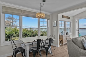 Dining - New WATERFRONT home in Portsmouth! (Portsmouth)