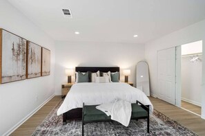 2 bedrooms, desk, iron/ironing board, travel cot