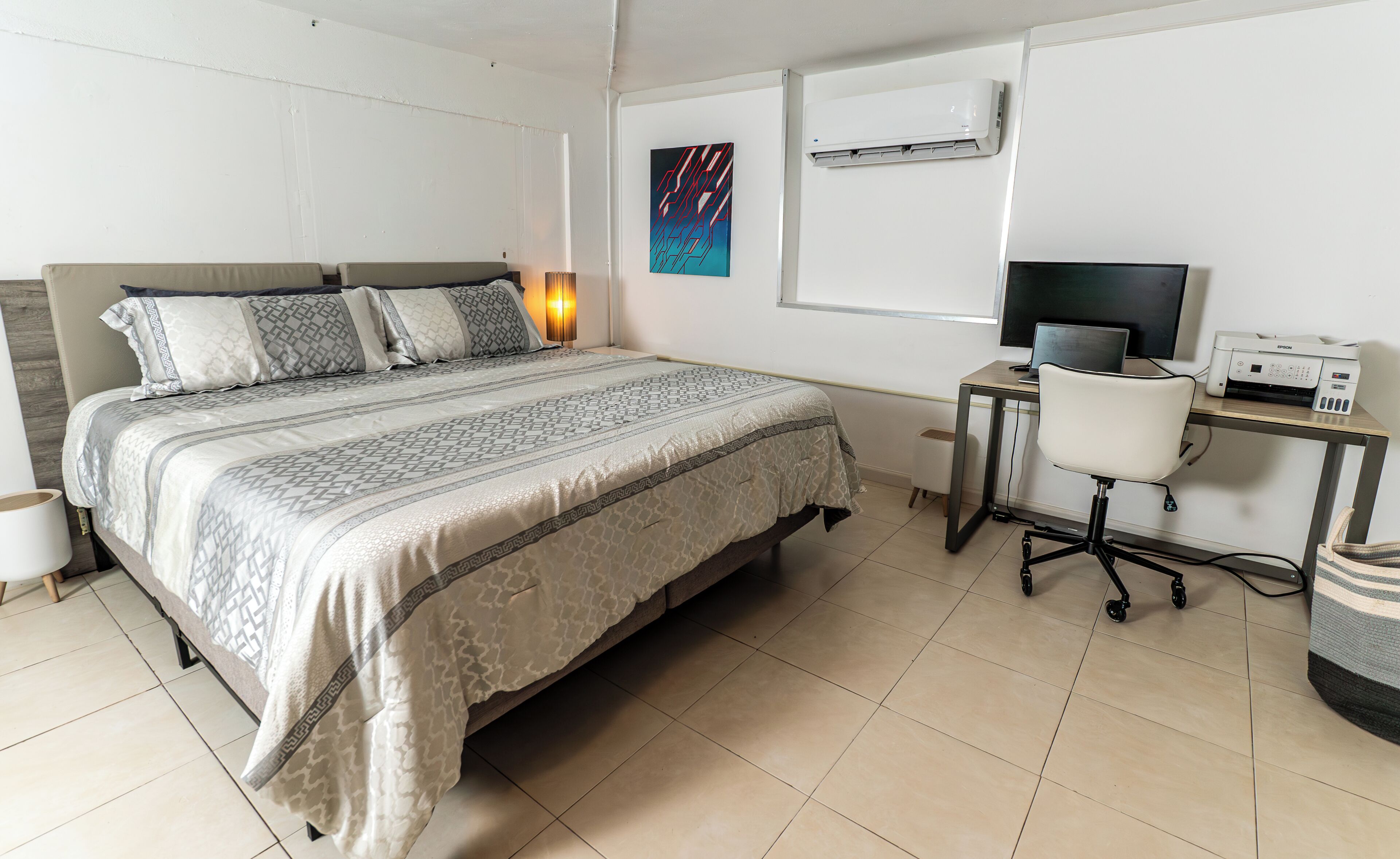 1 bedroom, desk, iron/ironing board, free WiFi