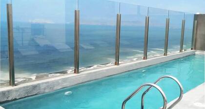 Fully equipped family apartment/ Oceanfront Condo.