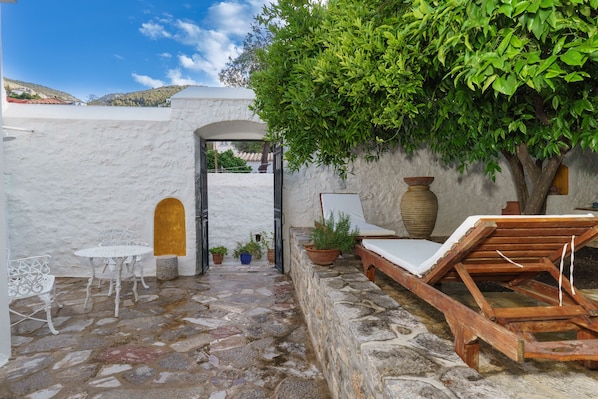 Suite, Garden Area | Terrace/patio