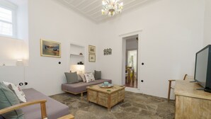 Suite, Garden Area | Living area | 42-inch Smart TV with digital channels, Netflix, streaming services - Livin Hydra Suites (Hydra)