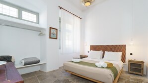 Suite, Garden Area | Living area | 42-inch Smart TV with digital channels, Netflix, streaming services - Livin Hydra Suites (Hydra)