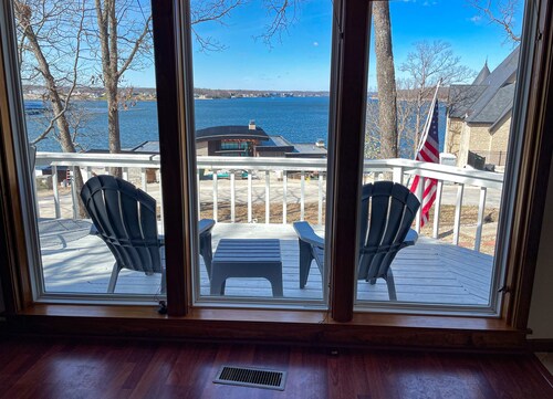 Osage Beach Lake House w/ Views! Private dock w/ boat slip in neighborhood cove!