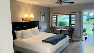 2 bedrooms, blackout curtains, iron/ironing board, free WiFi