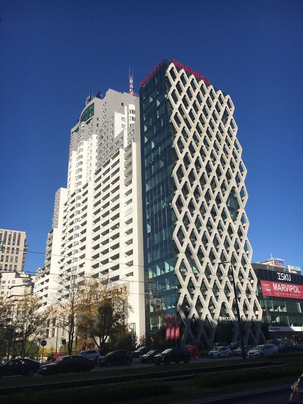 Exterior - Next to Plac Europejski Warsaw (Warszawa)