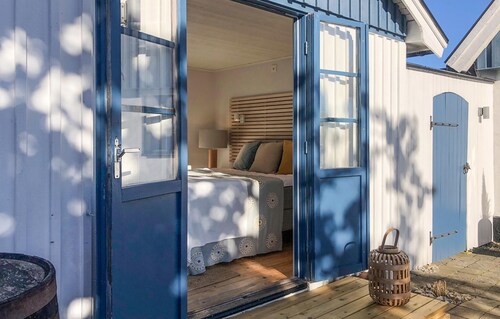 3 bedroom awesome home in Simrishamn