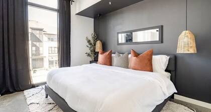 Modern midtown loft