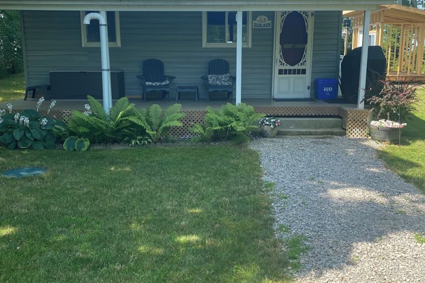 Front of cottage