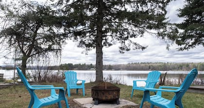 Lakeside Therapy waterfront cottage on Lac Cayamant