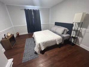 1 bedroom, iron/ironing board, free WiFi, bed sheets - Short term 1bdrm apartment (Ranson)