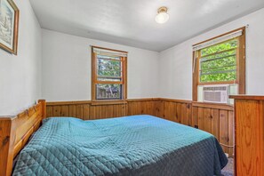 2 Schlafzimmer, Bügeleisen/Bügelbrett, Reisekinderbett, kostenloses WLAN