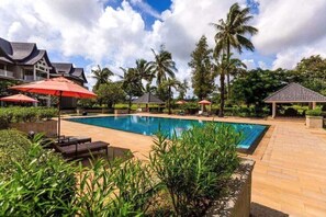 Pool - Peaceful Allamanda - great amenities, golf course (Choeng Thale)