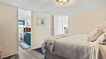 3 habitaciones, escritorio, wifi gratis y ropa de cama