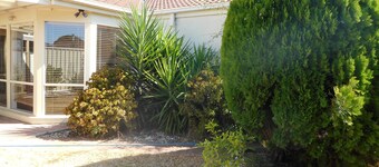 A Versatile Holiday Home in between Avalon Airport and Melbourne CBD