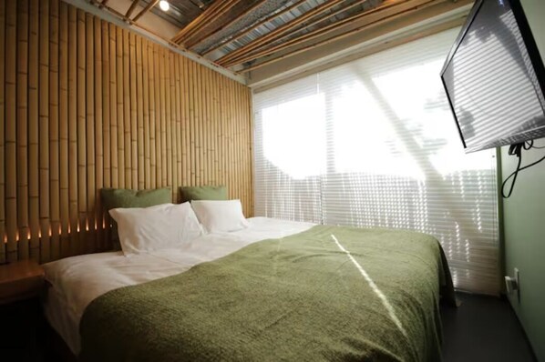 1 camera, ferro/asse da stiro, Wi-Fi