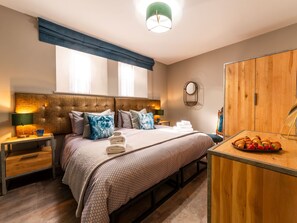 3 bedrooms, desk, Internet - Seaside House by Interhome (Newquay)