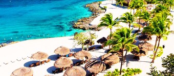 Lovely Suite, Jacuzzi & Pools/Wifi/AC/Kitchen/Balcony