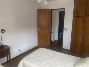 1 habitación, wifi y ropa de cama 