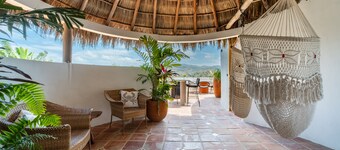 Casa Stellor - Modern, Spacious, Salt Pool, Walk to town center