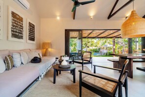 Villa, 4 soverom, ikke-røyk, kjøkken | Oppholdsområde