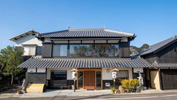 Bagian depan properti