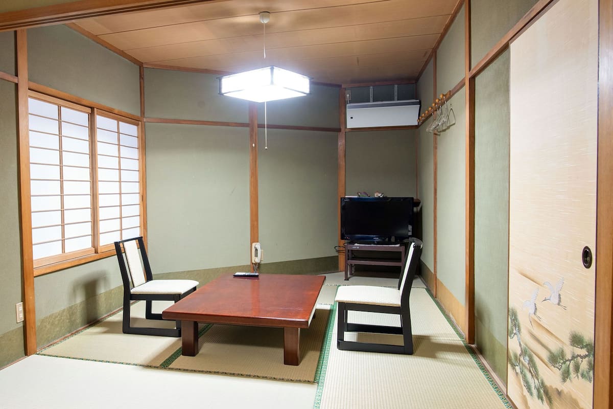 Deluxe Twin Room | Free WiFi
