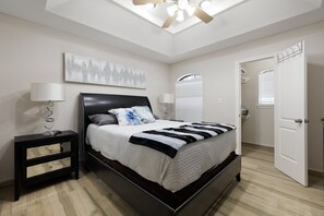 2 bedrooms, iron/ironing board, free WiFi, bed sheets